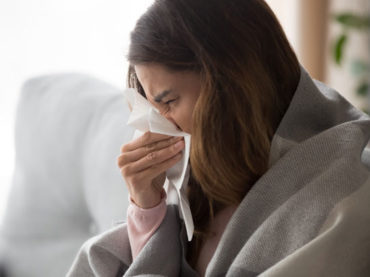 Influenza e Covid: come distinguerli e curarne i sintomi
