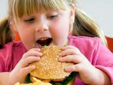 BAMBINI OVER-SIZE PER DIETE SBAGLIATE E POCA ATTIVITA’ FISICA