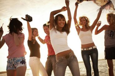 IN VACANZA CON GLI AMICI: STRATEGIE PER ANDAR D’AMORE E D’ACCORDO