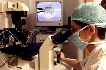 IL PRIMO BIMBO NATO CON LA FECONDAZIONE ETEROLOGA