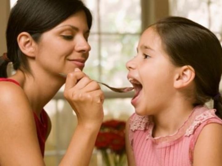 ANTIBIOTICI AI BAMBINI: USARLI IN MODO SBAGLIATO PUO’ ESSERE DANNOSO