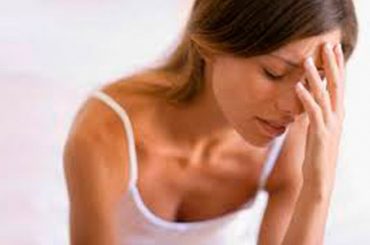 LE DONNE USANO PIU’ ANTIDOLORIFICI, MA “RISPONDONO” MENO DEGLI UOMINI