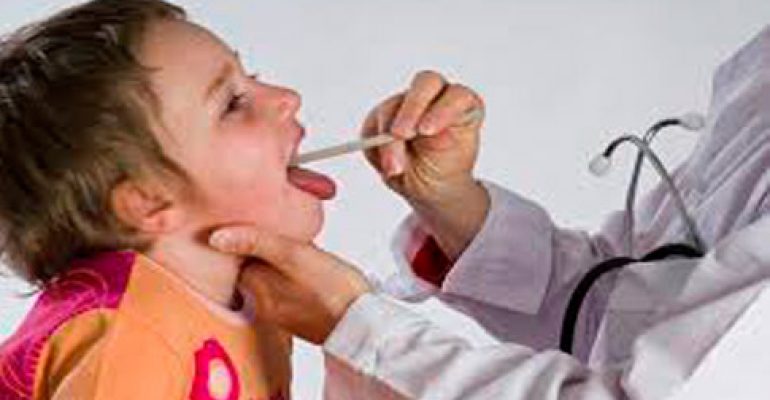 ANTIBIOTICI AI BAMBINI: QUANDO E COME USARLI