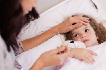 LA FEBBRE NEI BAMBINI: QUANDO E COME TRATTARLA