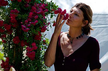 CECILIA LUCCHESI: IN NOME DELLA ROSA