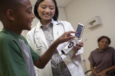 QUATTRO MINI ECOGRAFI PER IL TERZO MONDO