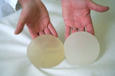 ALLARME PROTESI AL SENO. CHE FARE?