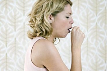 Come riconoscere e trattare i sintomi della tosse