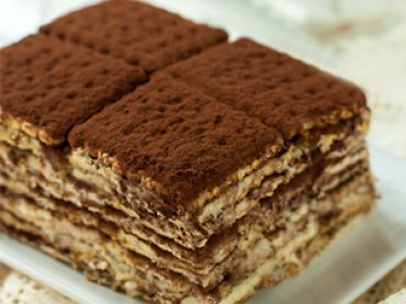 San Valentino: prendi il tuo lui per la gola con la Black tile cake