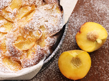 Torta integrale alle pesche per un’estate di benessere e bellezza