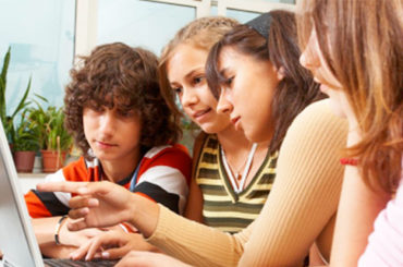 Giovani disinformati sulla sessualità: non è solo colpa di internet