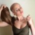 Tumore al seno: il 30% delle donne non toglie la parrucca