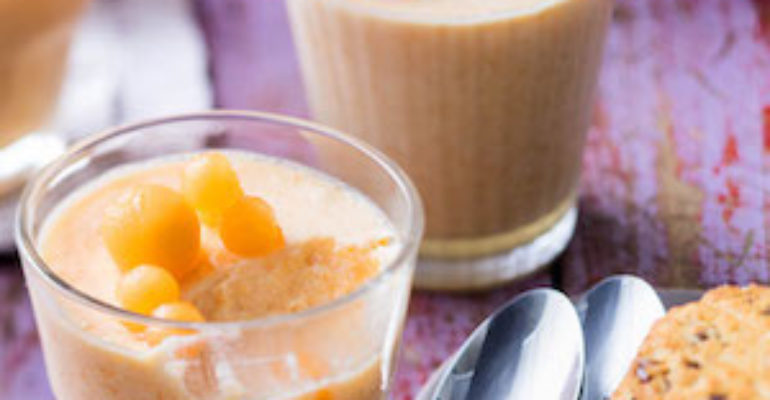 Gambe sgonfie e pancia piatta con la mousse di melone