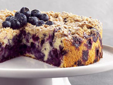 In questi tempi difficili, preparatevi una torta soft al mirtillo nero