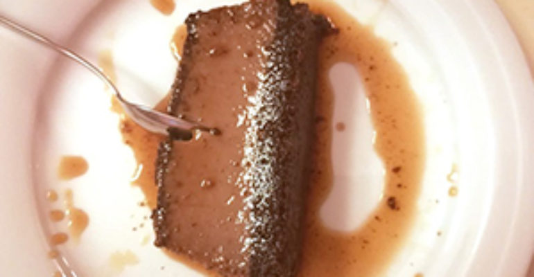 A Natale #IoRestoaCasa e preparo il Bonet: dolce cioccolato agli amaretti