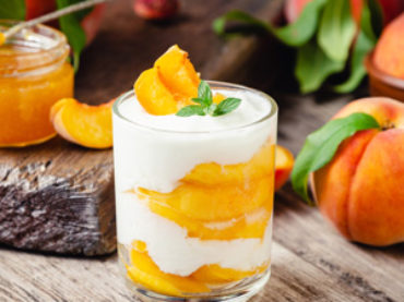 Crema di riso con albicocche, per proteggere la pelle e la vista dal caldo e dal sole