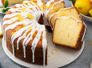 Fai il pieno di Vitamina C con il Ciambellone al limone glassato