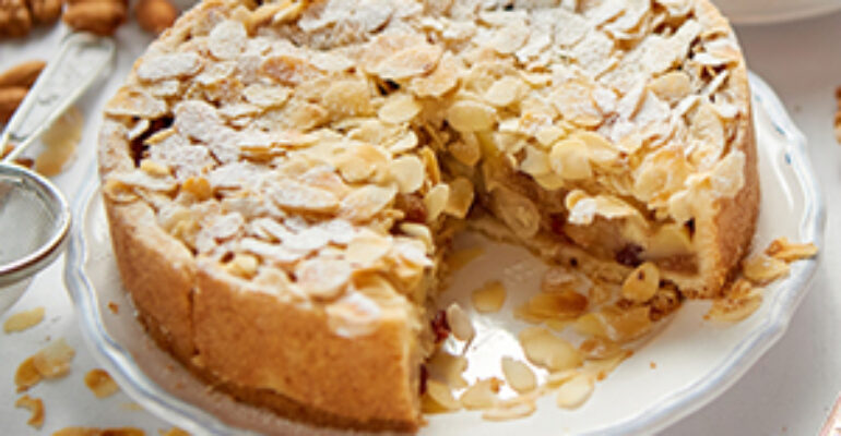 Per un 8 marzo in leggerezza, torta di mandorle e arance ai semi di finocchio