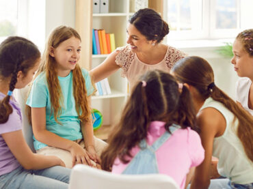 Lo psicologo, una figura sempre più necessaria dentro la scuola