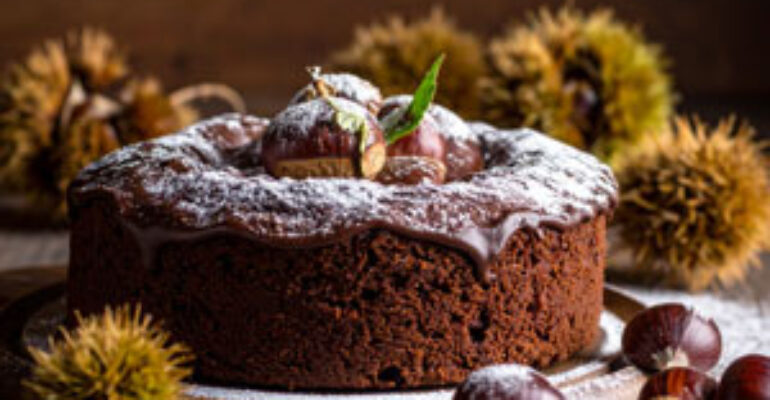 Per l’autunno, fate il pieno di fibre (e di gusto) con la torta alle castagne e cioccolato