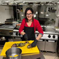 Silvia, mamma e chef, con i piatti pugliesi festeggia la forza delle donne