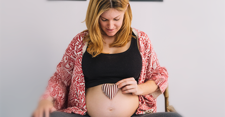 Gravidanze “mature”, i rischi non mancano