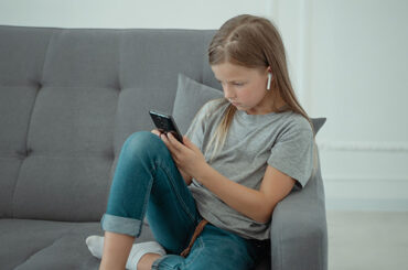 Estate, aumentano i rischi di frequentazione dell’online